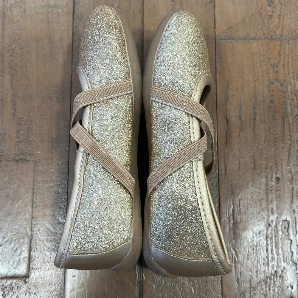 Livie & Luca gold metallic glitter cross strap Mary Jane flats size 6